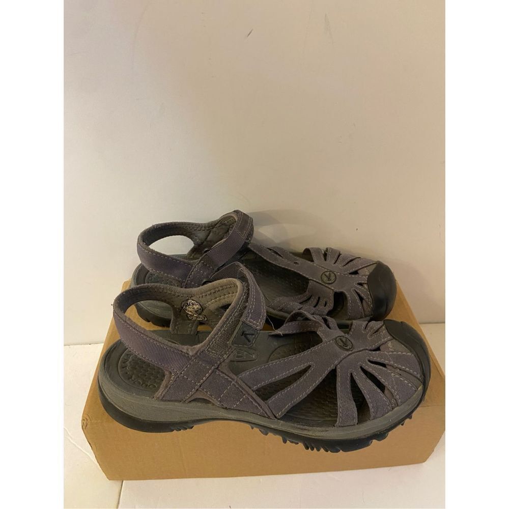 Keen size 7 gray closed toe‎ sandals